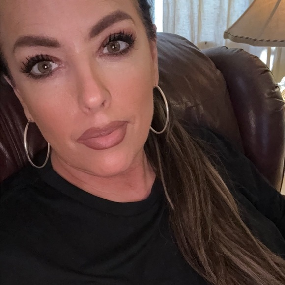 Meet your Posher, Jennifer - Picture 5 of 9